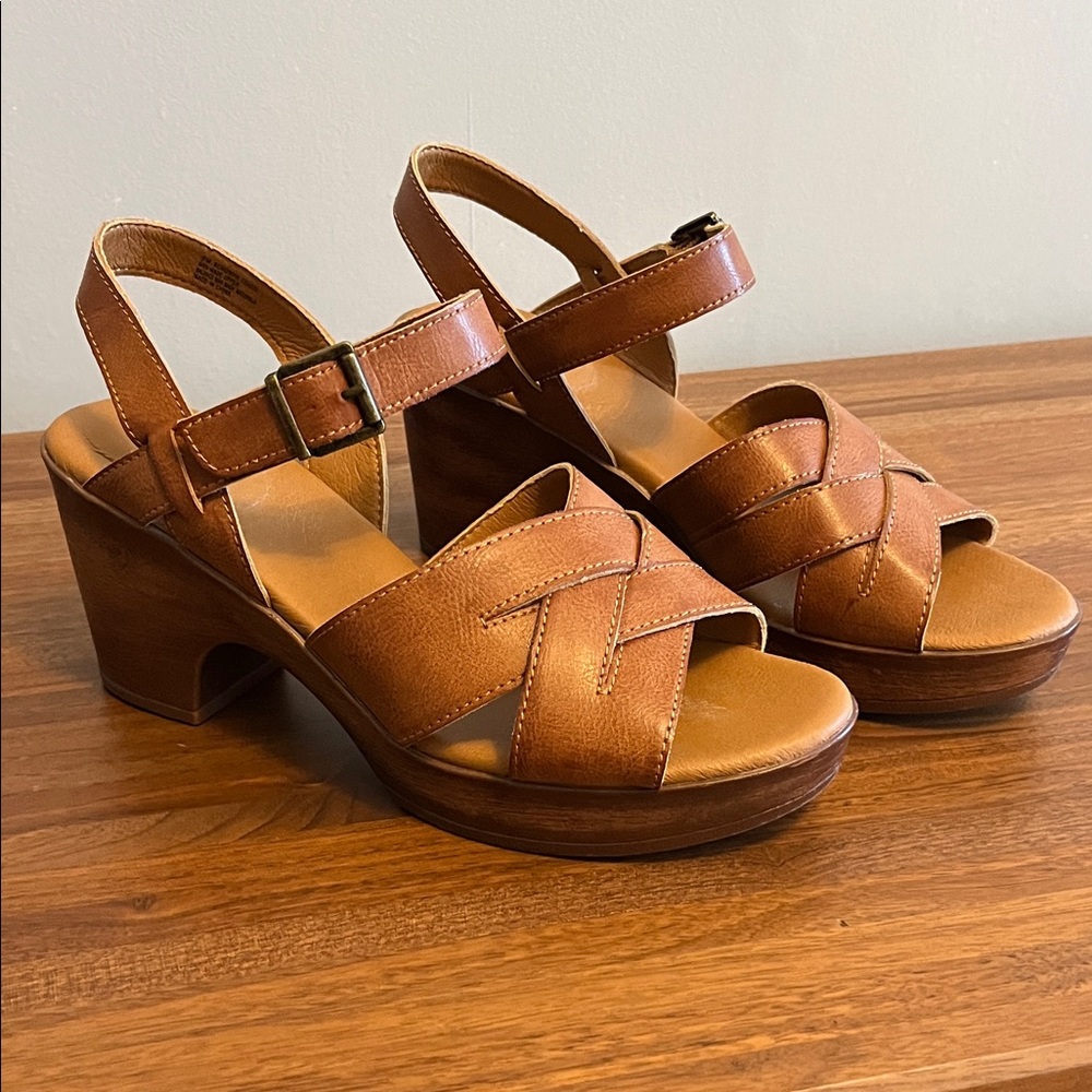 Women's Leather Sandals B.O.C.